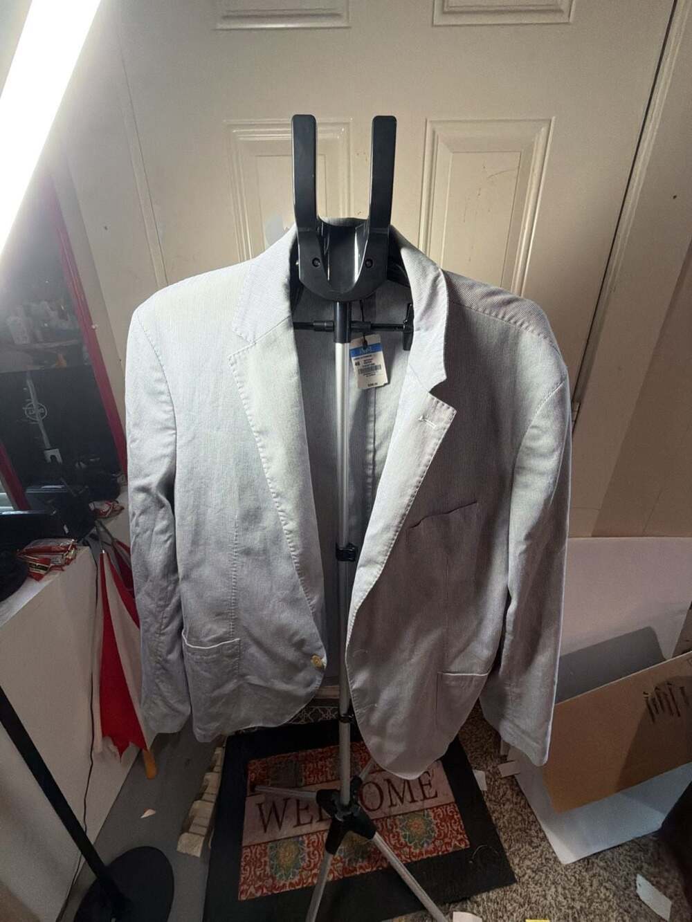 JMCL Lisbon Outerwear White/Navy Pinstripe Blazer Size 46